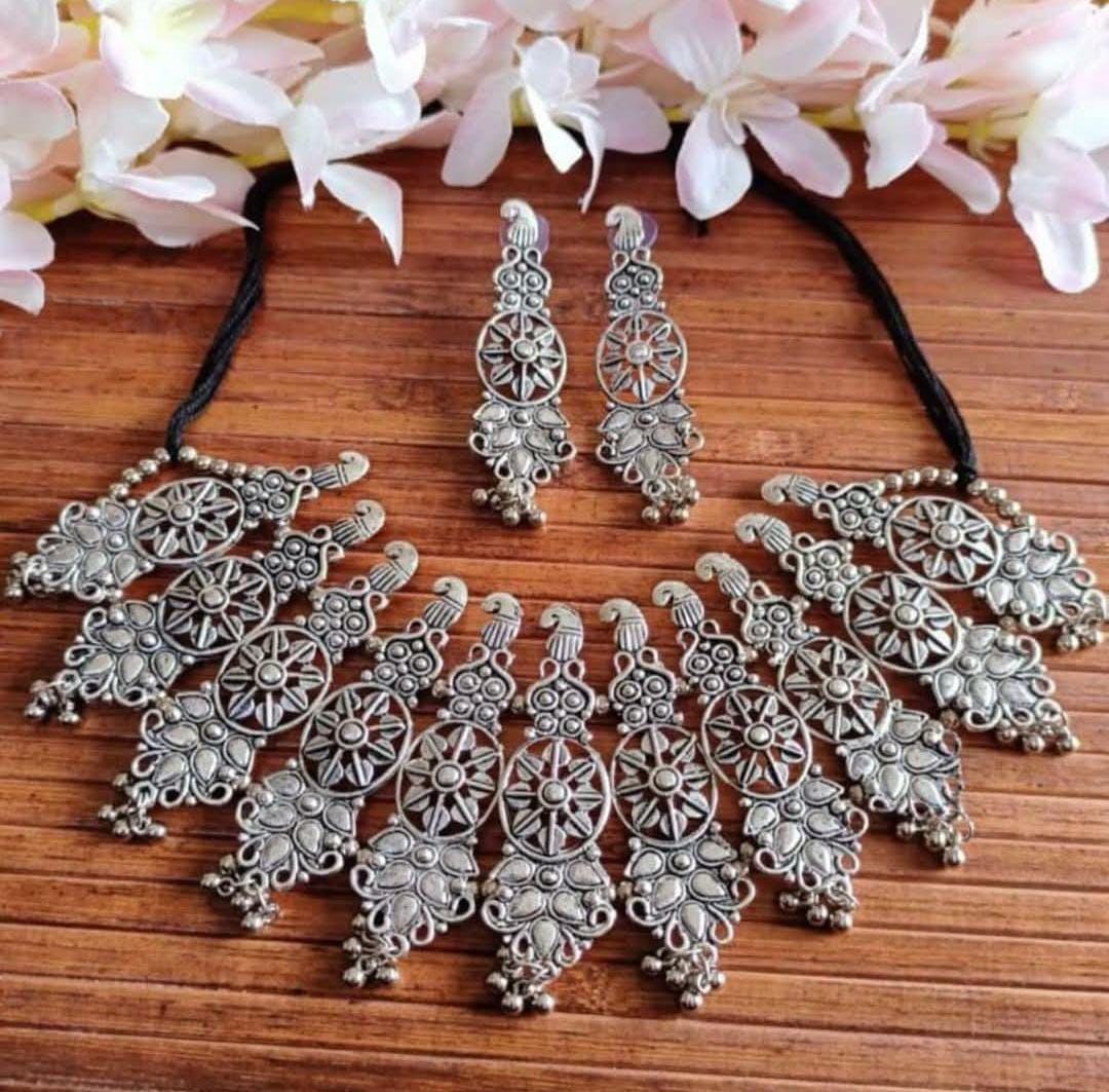Handcrafted Antique Silver-Tone Tribal Necklace Set Oxidized Floral Design with Matching Earrings
