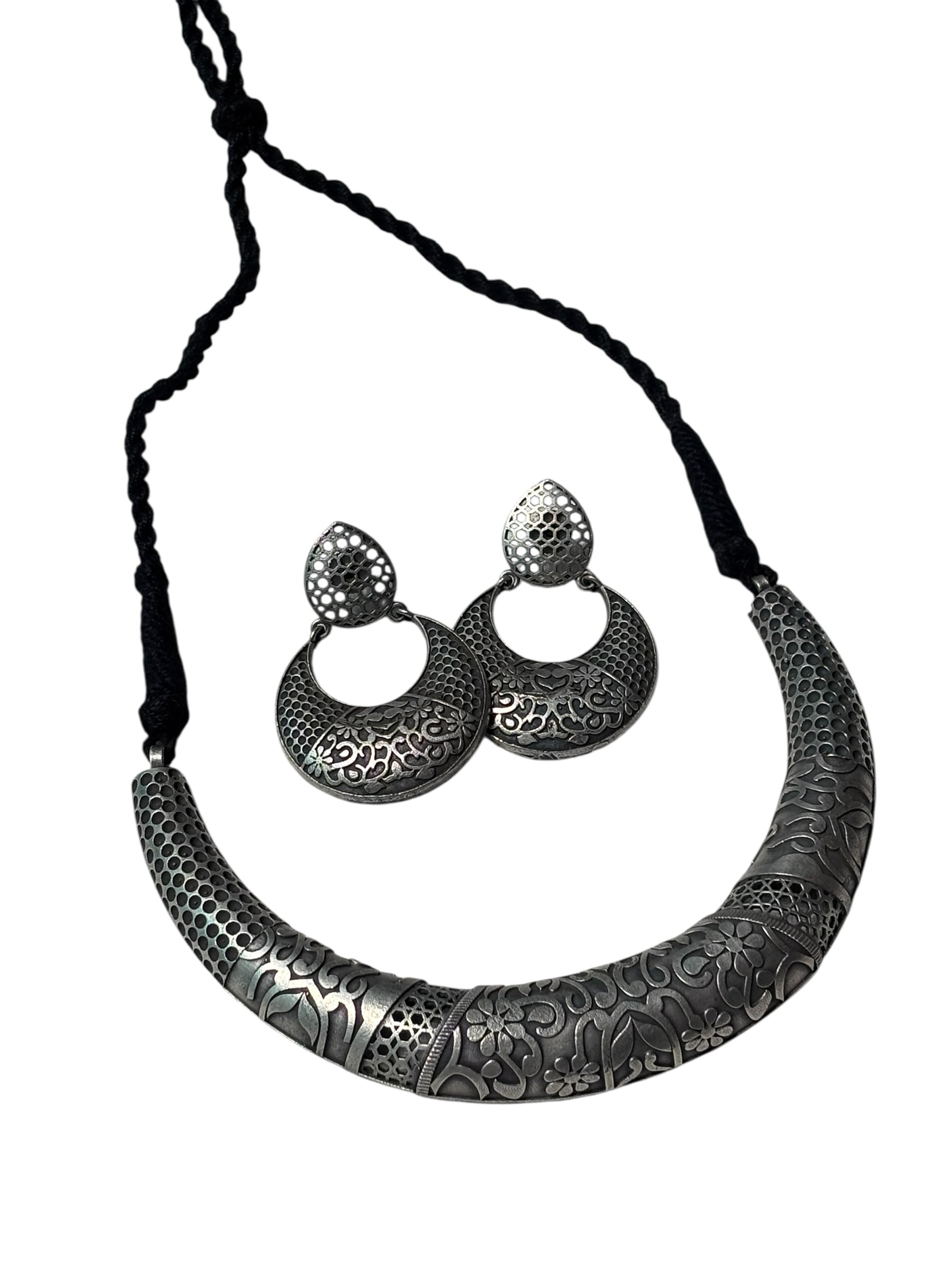 Traditional Oxidized Silver Hasli Necklace and Earring Set Tribal-Inspired Statement Jewelry
